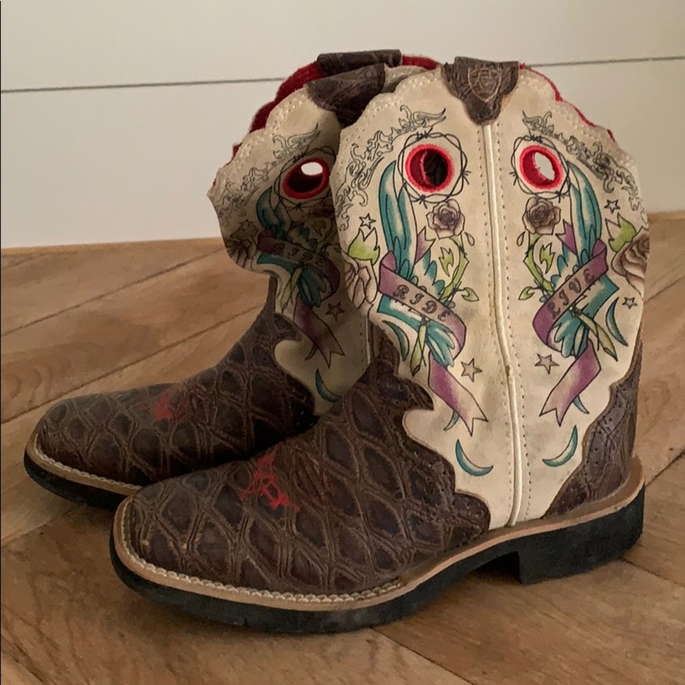 Ariat girls boots